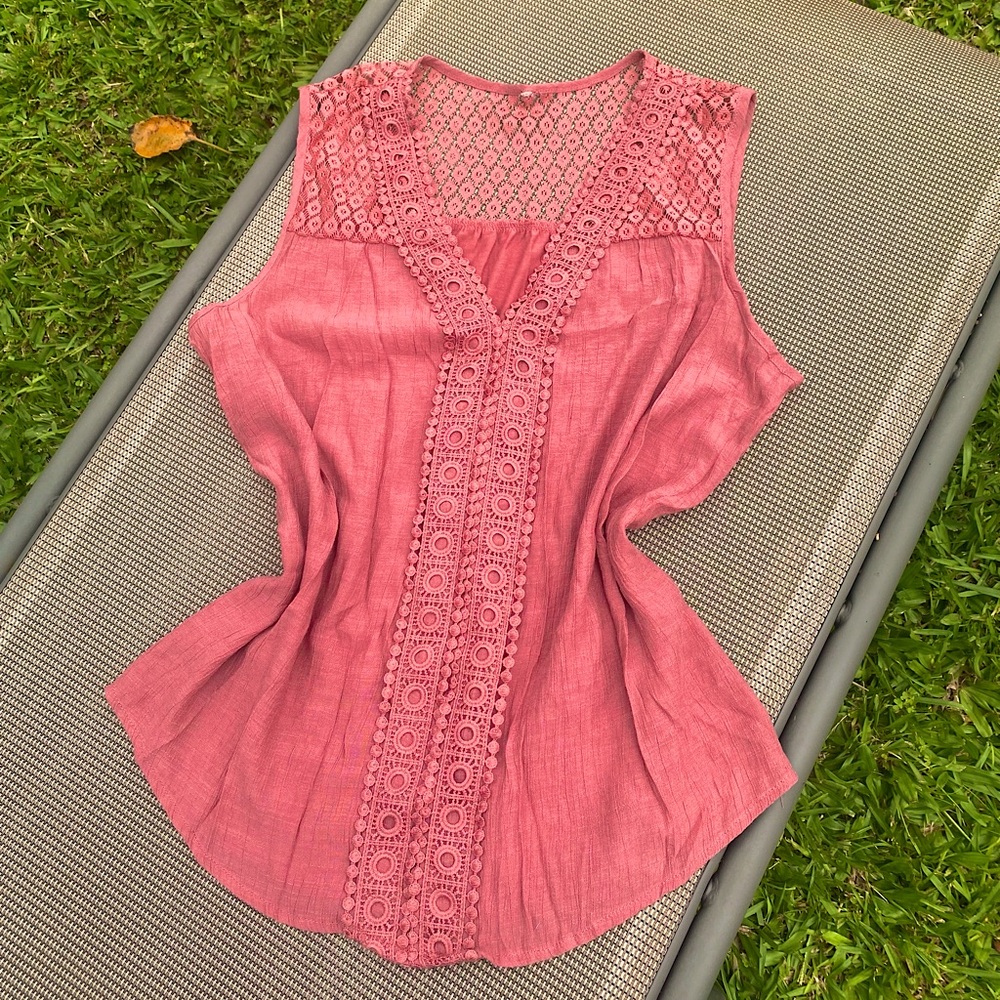 DEAL Of The Day! Rosey pink “linen” Boho blouse size medium